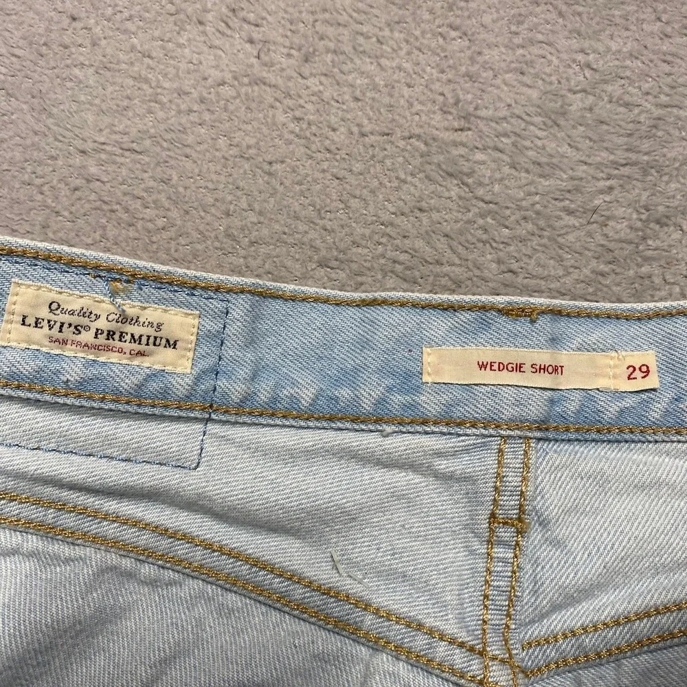 Levis‎ Premium Wedgie Shorts Womens 29 Raw Hem Button High Rise Cut Off